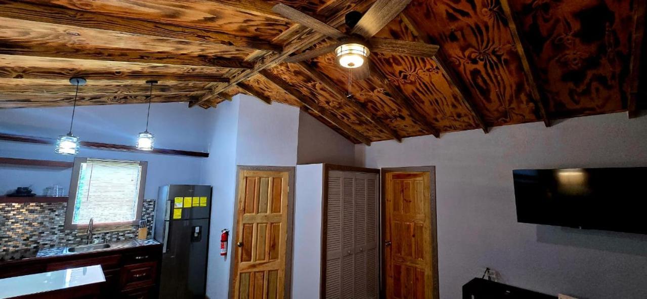 Bed and Breakfast Tuquil-Ha Ladyville Zewnętrze zdjęcie